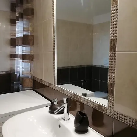 アパート #more4less Casa Vacanza 100mq 2 Bagni Parcheggio Incluso マテーラ